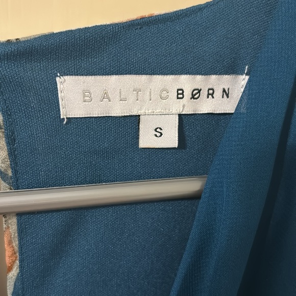 Baltic Born Floral Midi Dress - Picture 8 of 9